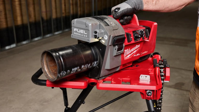 3 tools Home Depot sells that Lowe's doesn't