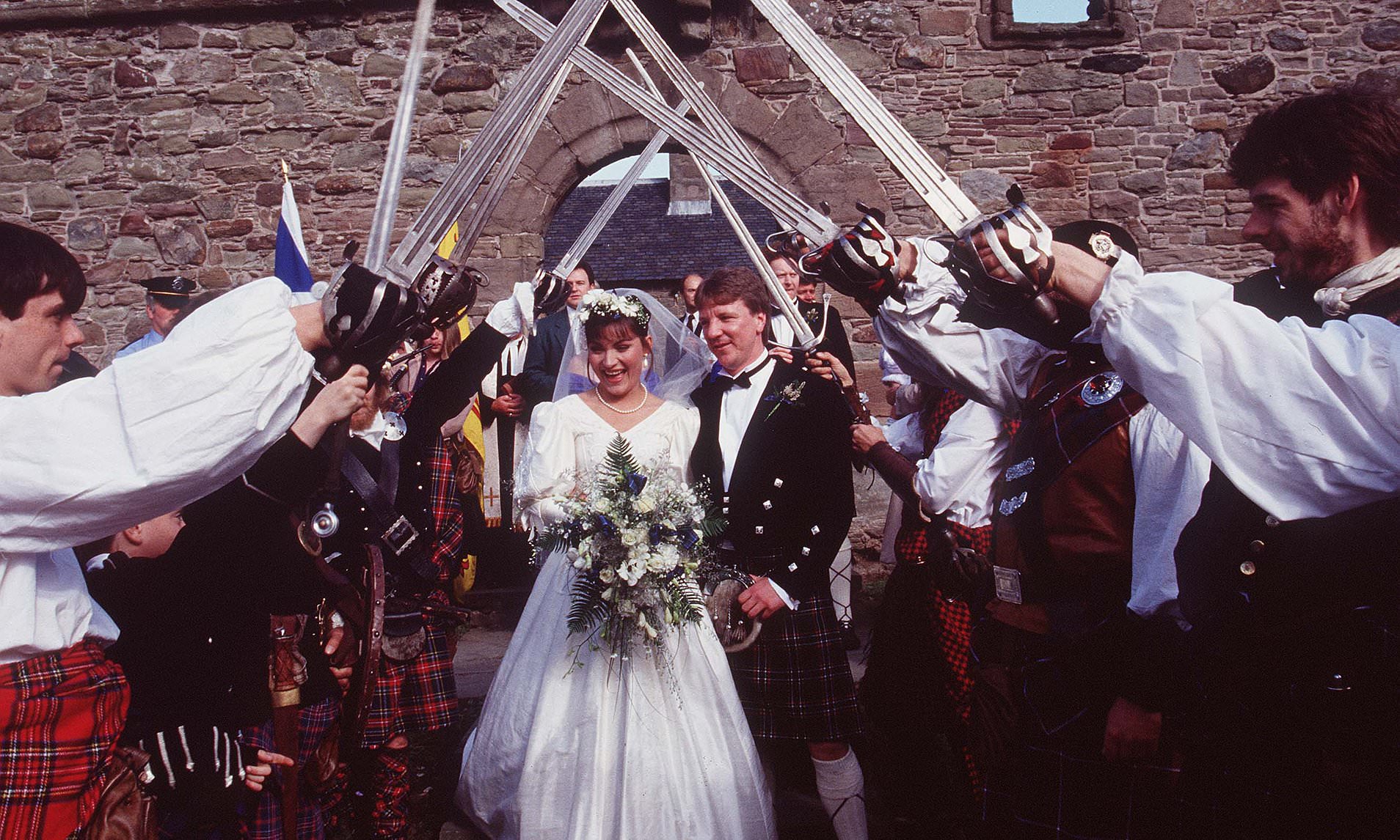 Lorraine Kelly: I leapt on future husband like a ninja