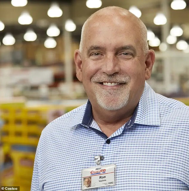 Costco customer shares hack that transformed his shopping experience ...