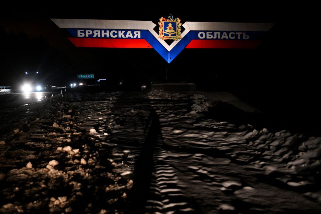 Ukrainian drone attack targets multiple Russian oblasts, Bryansk reportedly left largely without electricity<br><br>