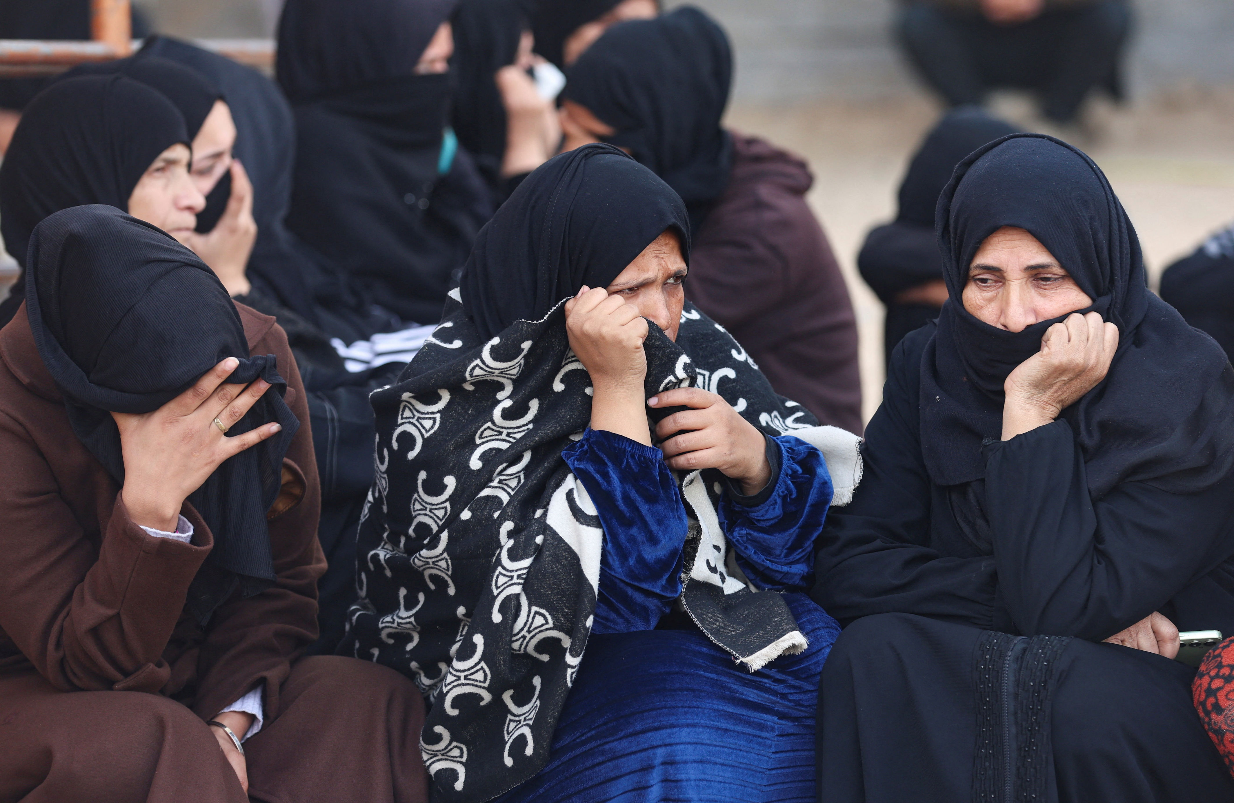 At least 11 Palestinians killed in Israeli attacks across Gaza<br>