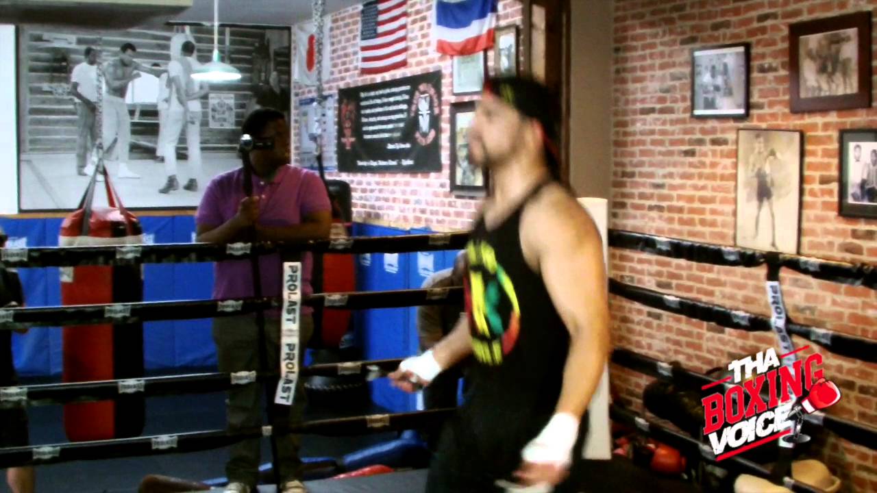 Victor Ortiz training for Andre Berto fight