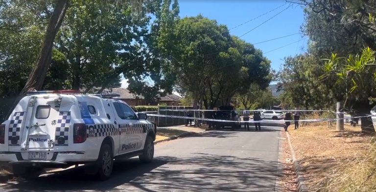 Man arrested at bus stop after mother found dead in Melbourne home