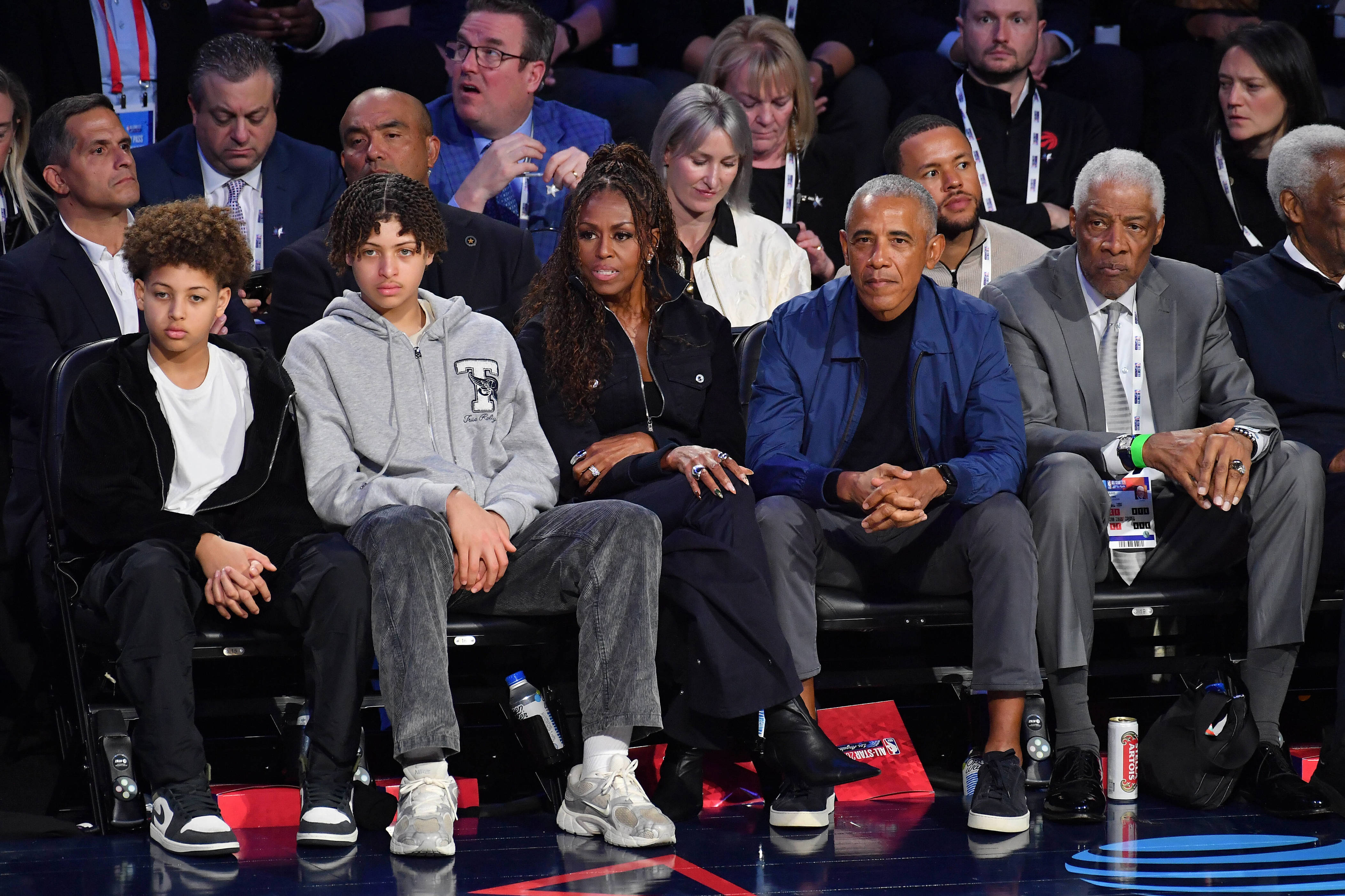 'Chivalry isn't dead': Internet buzzes as former president Barack Obama ...