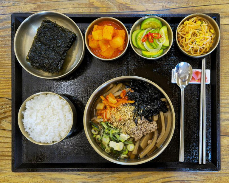 [디깅 트래블] 차 세우게 만드는 휴게소가 따로 있다