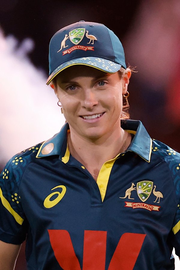 Sophie Molineux made her debut as Australian captain.