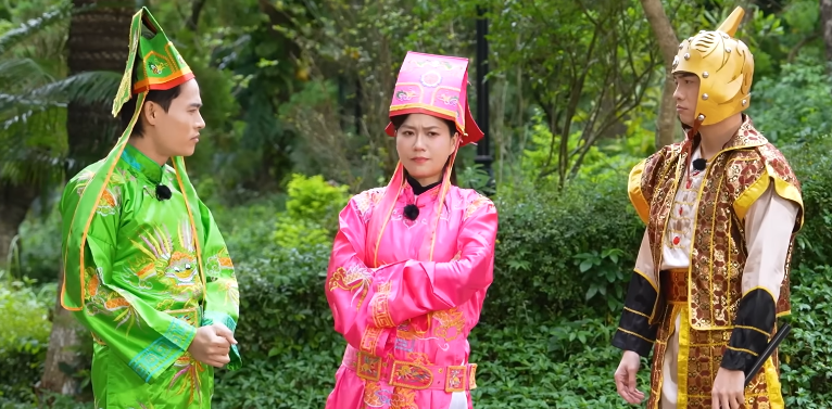 2 ngày 1 đêm hóa Táo quân, Lê Dương Bảo Lâm bất lực khi bị dồn tới tấp