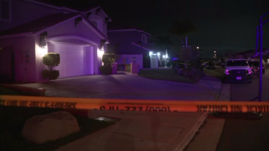 Los Angeles County man arrested after allegedly stabbing stepfather to ...