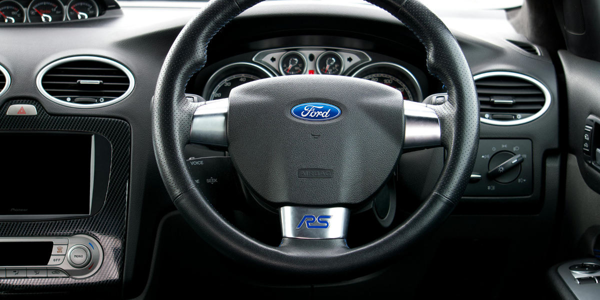 Ford ger upp – tappar mot rivalerna