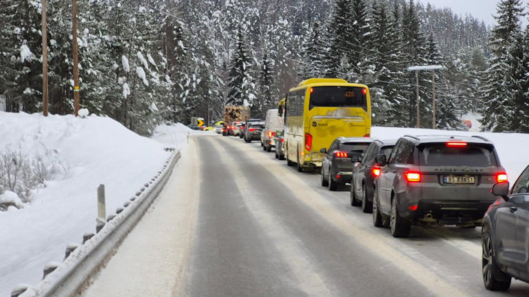 Trafikkulykke i Kongsberg – én alvorlig skadet