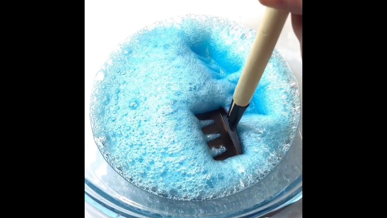 Squeezing soft blue cloud slime ASMR