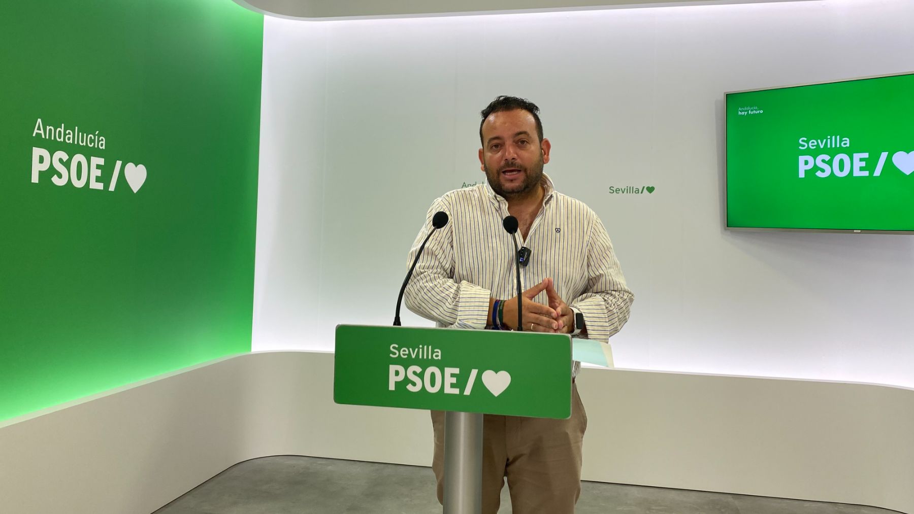Denuncian al alcalde socialista de La Algaba por acoso sexual a un ...