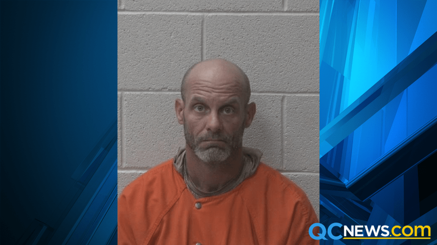 Man arrested after multi-agency police chase allegedly made threats towards President Trump: Court documents<br>