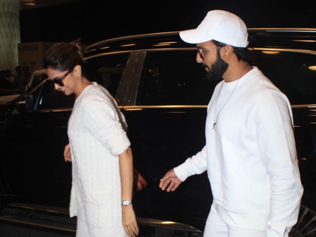 Parents-to-be Deepika Padukone and Ranveer Singh greeted with flowers ...