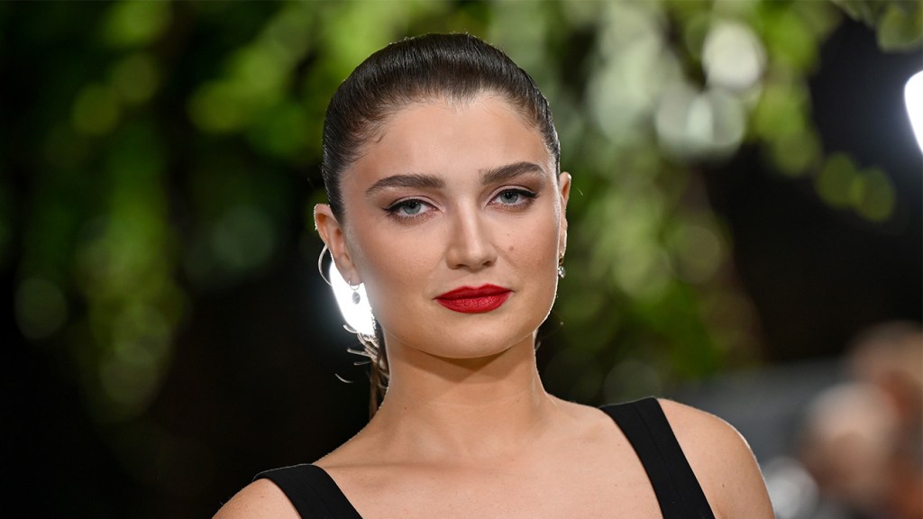 Eve Hewson, Tom Burke to star in film from ‘Normal People’ director set ...