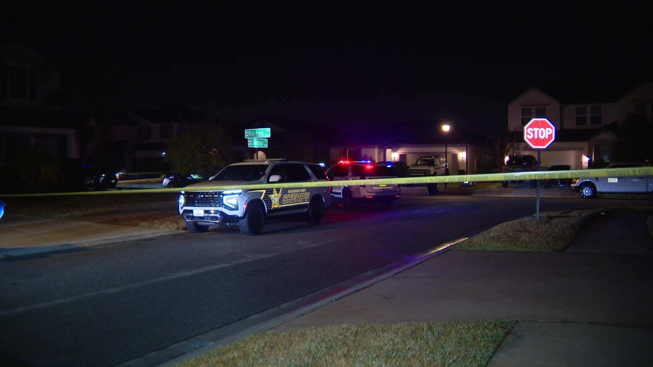Hillsborough deputies investigating after man shot in face and foot ...