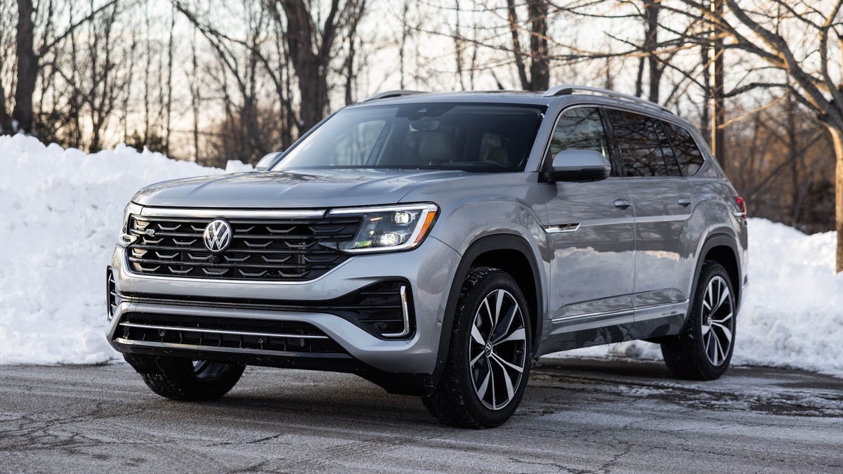 Atlas on Ice: Volkswagen’s Biggest SUV Stays Cool in the Cold
