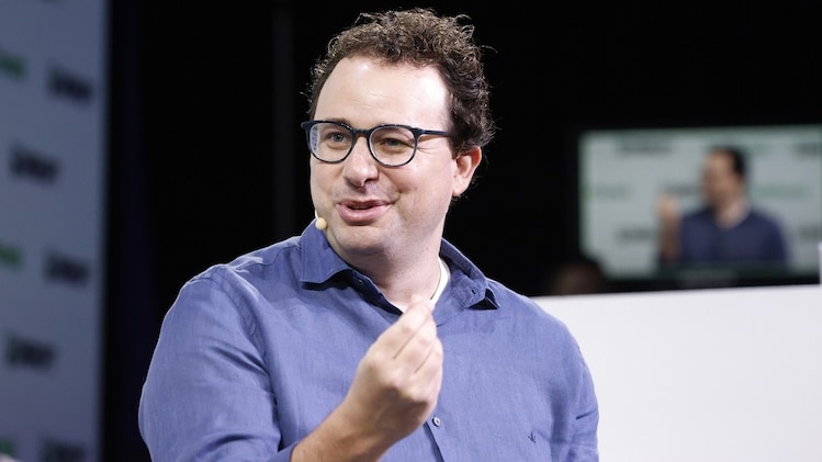 Developer-led AI adoption doubled Anthropic's India revenue in 4 months ...