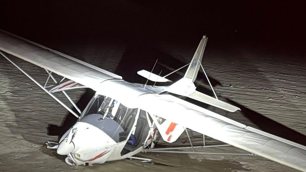 Small plane crash lands on Bonneville Salt Flats near Wendover after ...