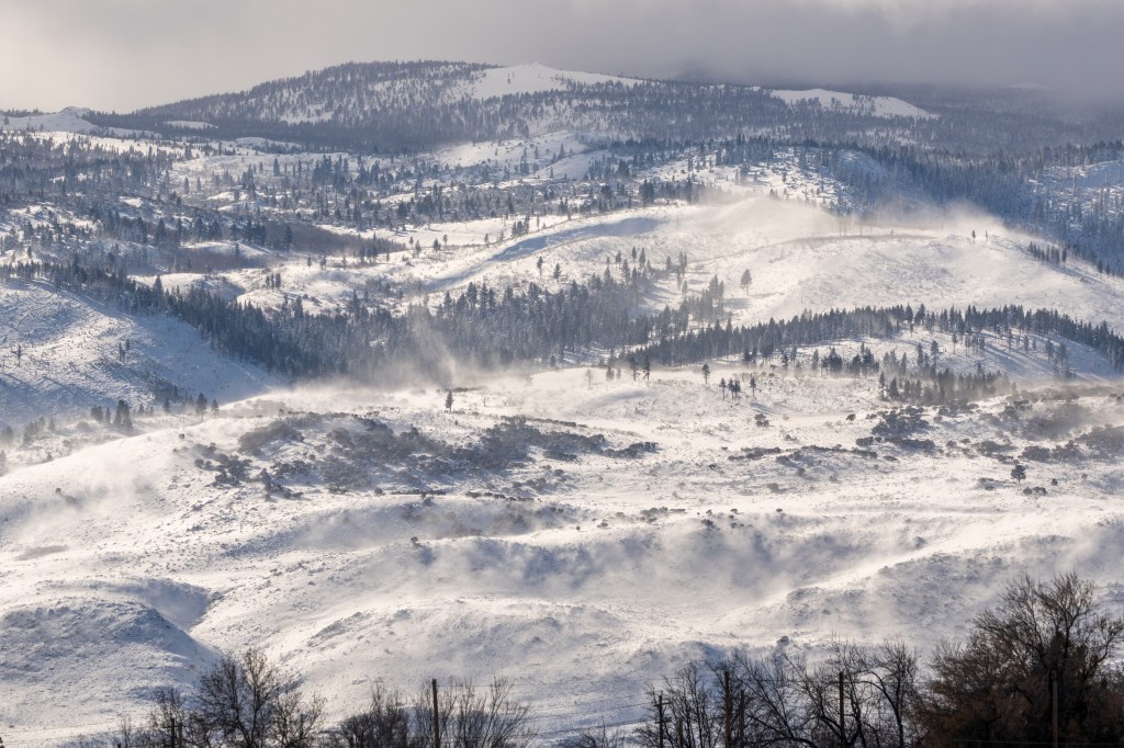 Heavy snow warning as up to 3 feet set to hit — life threatening<br><br>