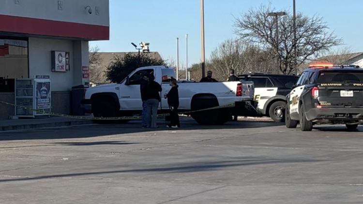 Road rage shooting on SW Loop 410 leaves driver wounded, SAPD says