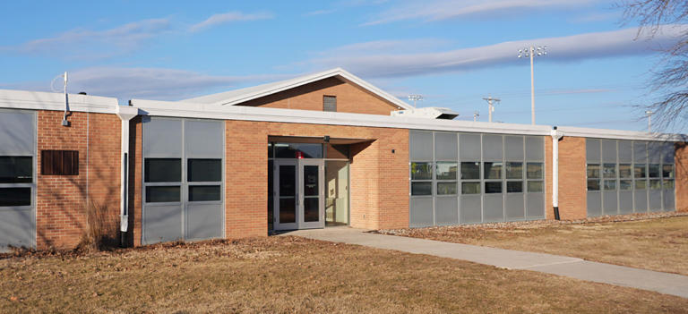 Gilbert CSD plans to cut 7 positions in $800k budget reduction