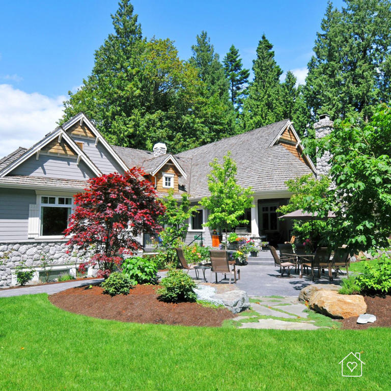 How Tazscapes delivers high-end Calgary landscaping transformations