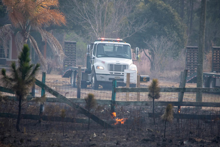 Polk County Fire Rescue responds to multiple large brush fires