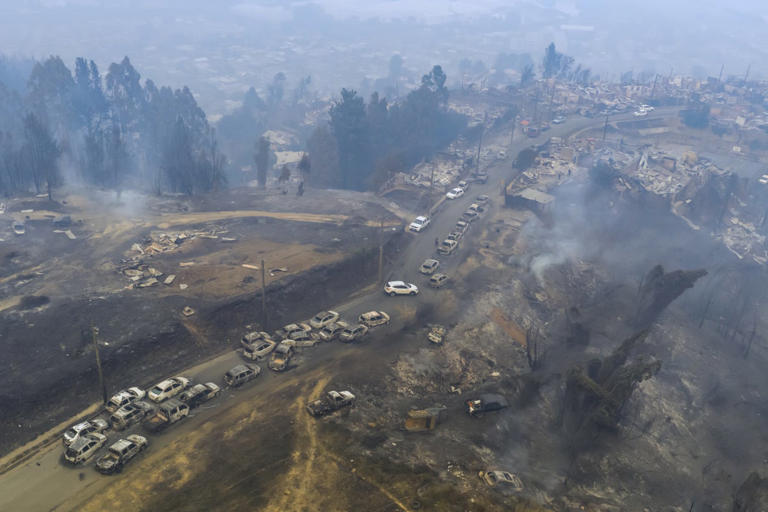 Incendios forestales consumen más de 1.000 hectáreas en Chile y ...