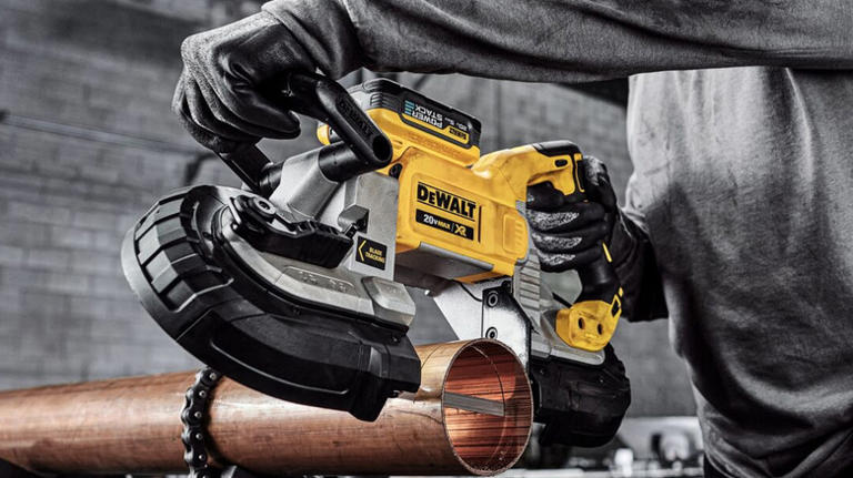 12 underrated tools every electrician should own, according to ...