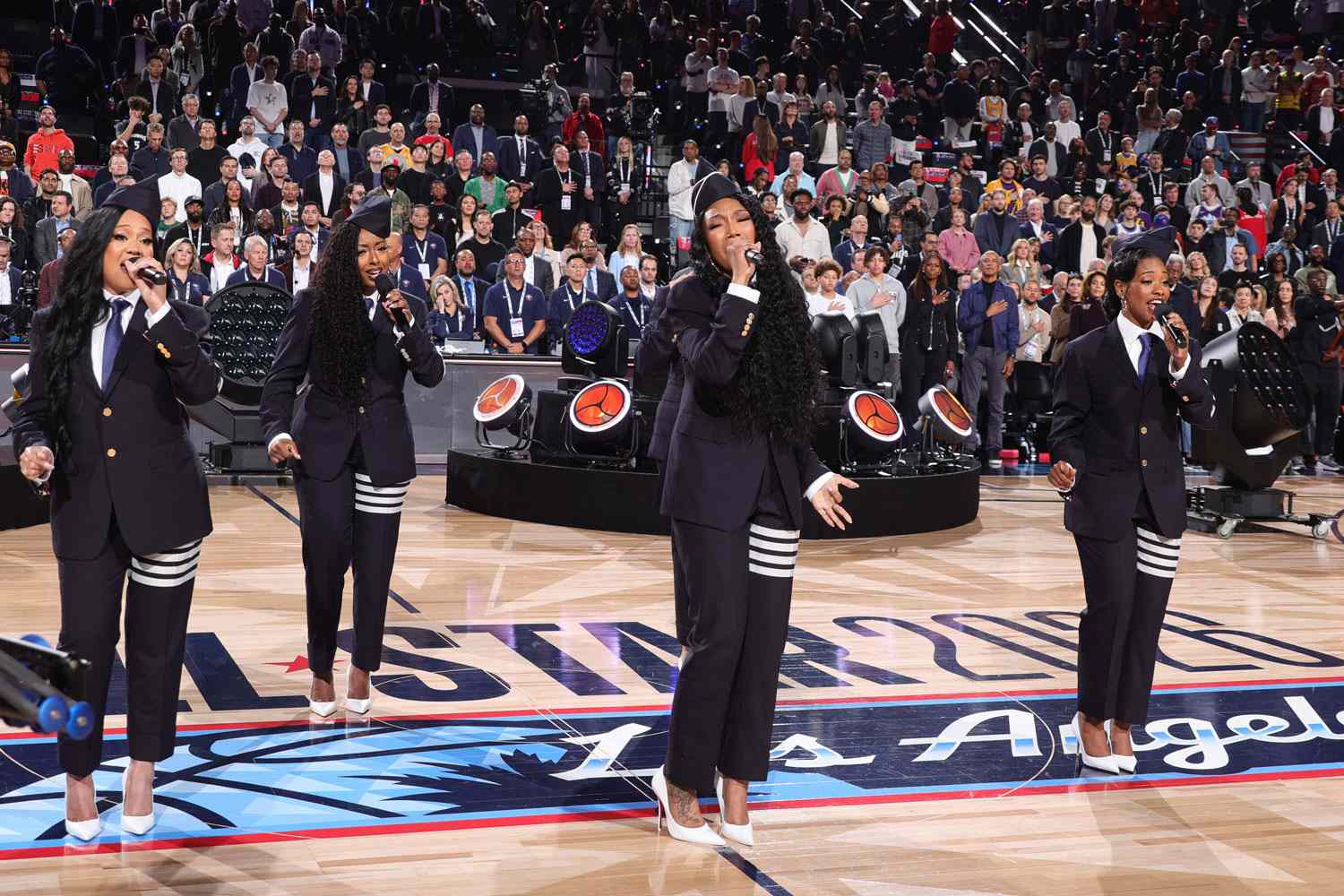 Brandy delivers a cappella rendition of US national anthem with June’s ...