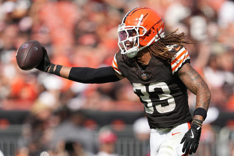 NFL’s Ronnie Hickman attacked in New York City hotel lobby and left ...