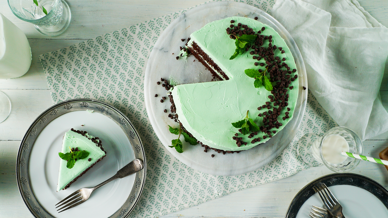 Mint Chocolate Chip Cake