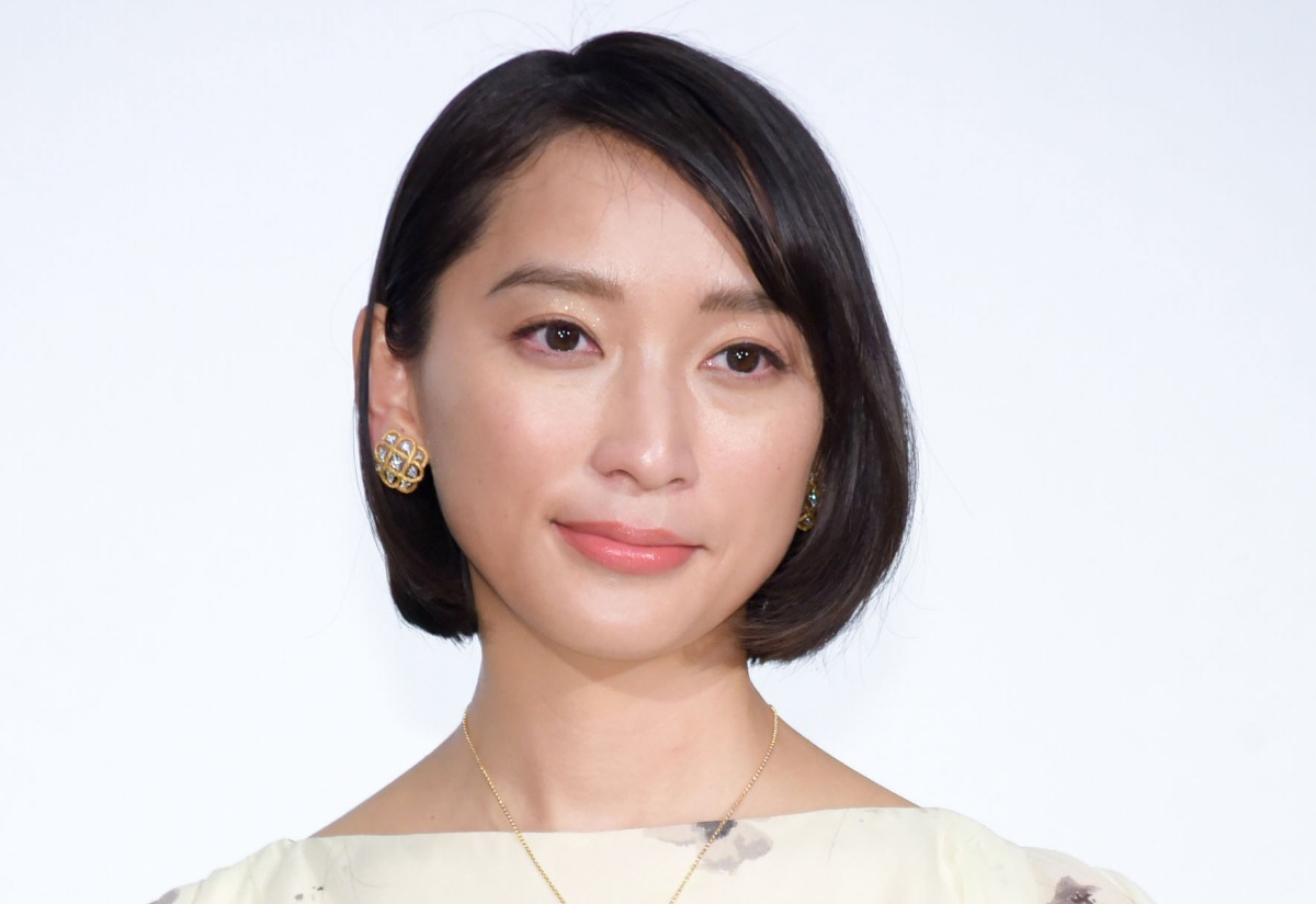 ＜杏＞3児の母、子連れ旅を語る パリの親子向けスポットも公開 エッセーが3月発売 二拠点生活をつづったエッセーも同時発売