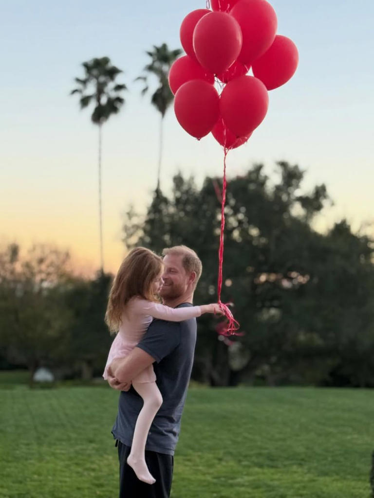 Por primera vez, Meghan Markle mostró la cara de su hija, Lilibet de Sussex