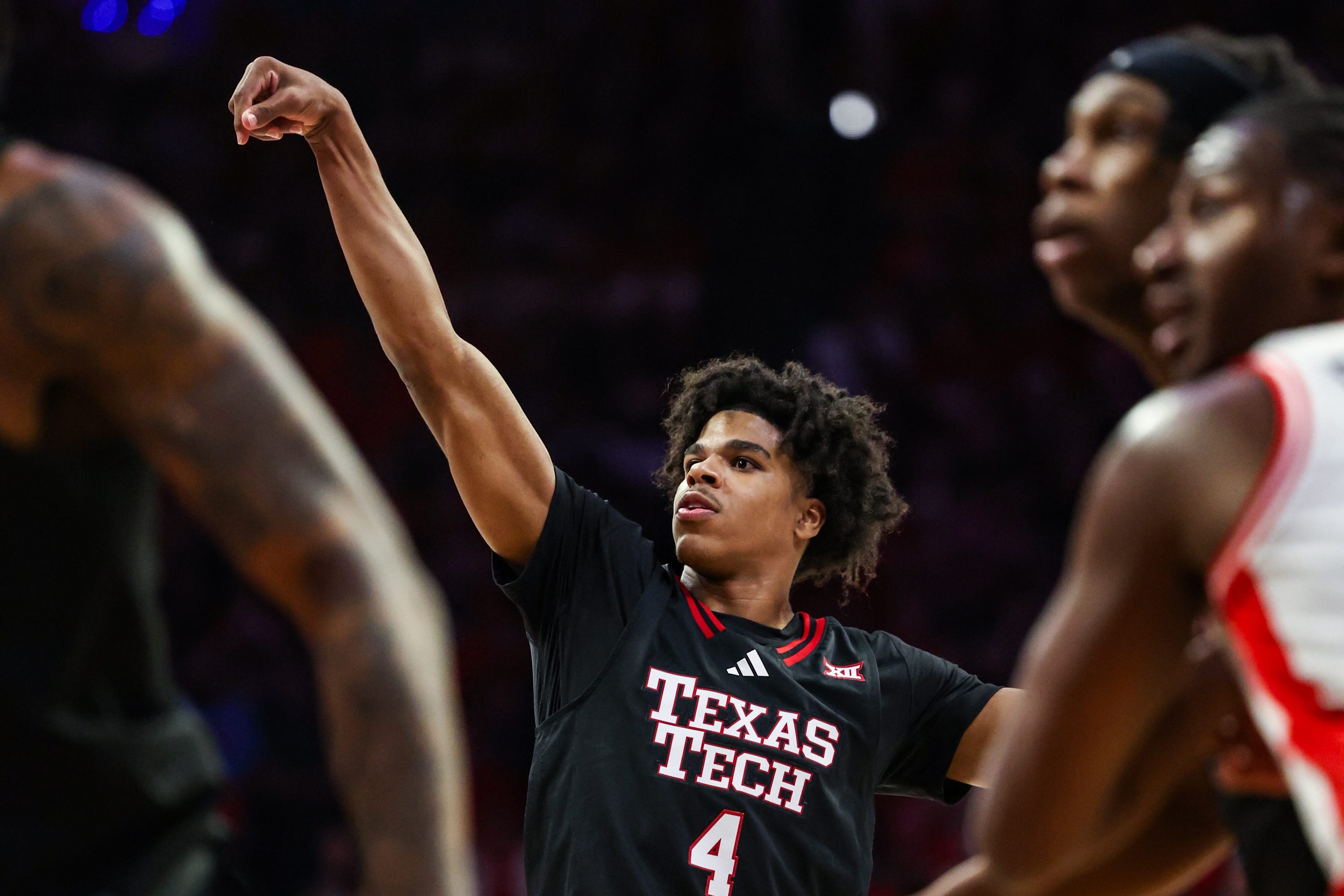 How high did Texas Tech climb in national rankings after beating Arizona?