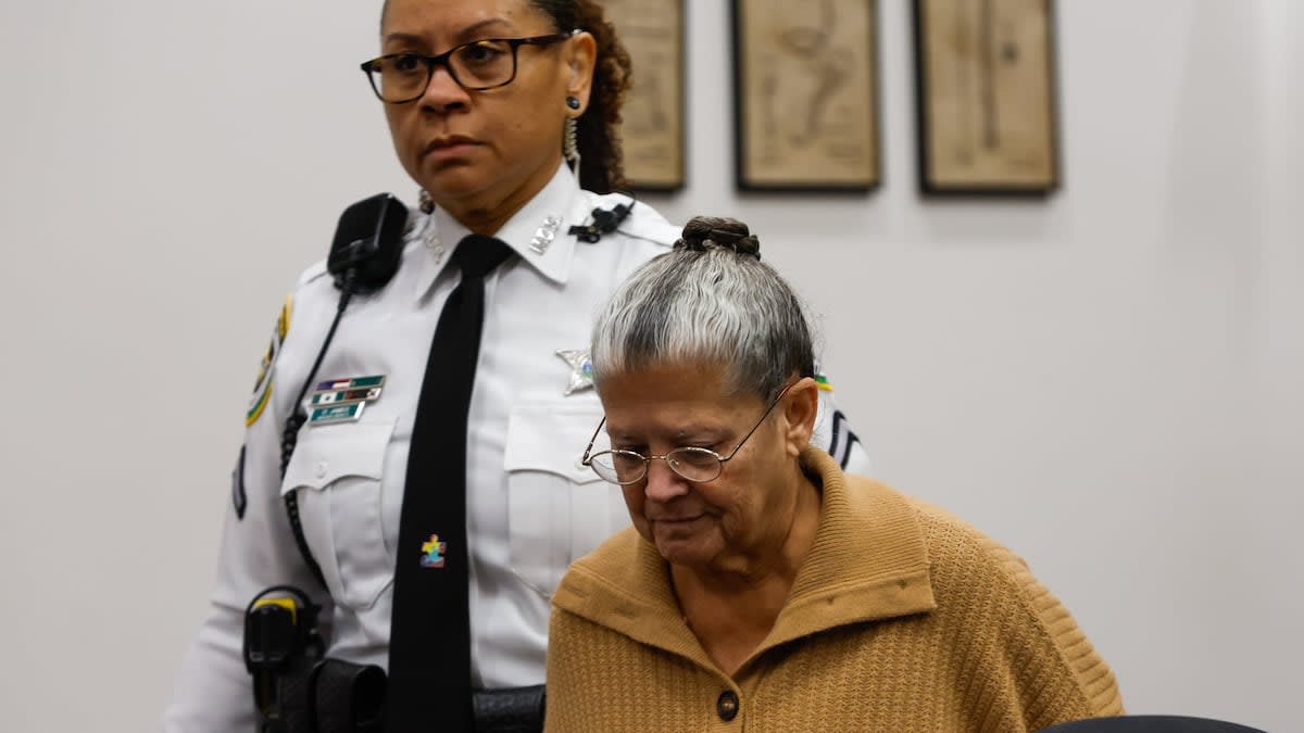 Woman who killed, buried sister in Tampa yard says she’s blameless