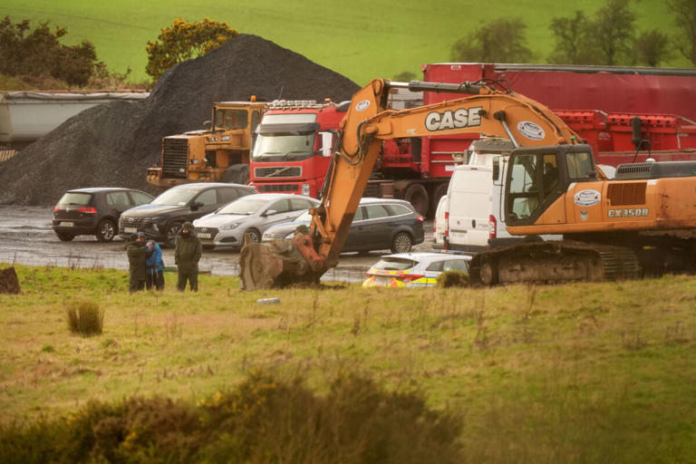 Search continues for Jo Jo and Deirdre at this lonely spot. And all ...