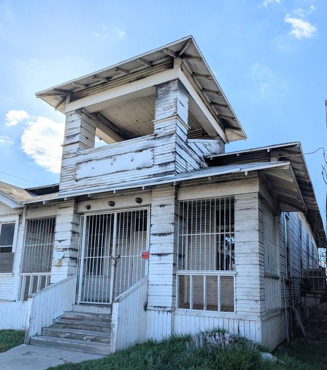 Century-old Buddhist church gets 11th-hour reprieve from wrecking ball ...