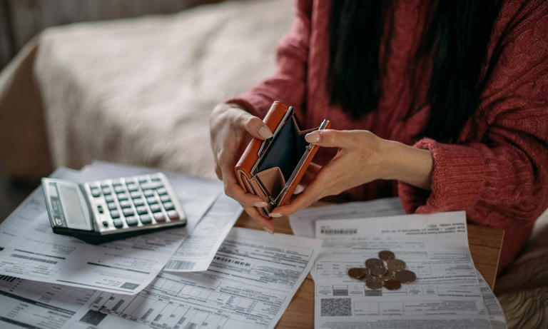 Households stuck in doldrums as bad weather and rising fears over debt ...