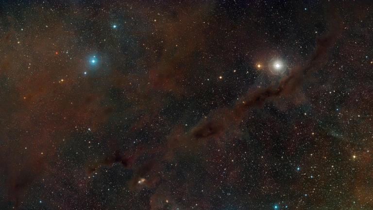 Astronomers discover chemicals that could seed life in the core of a ...