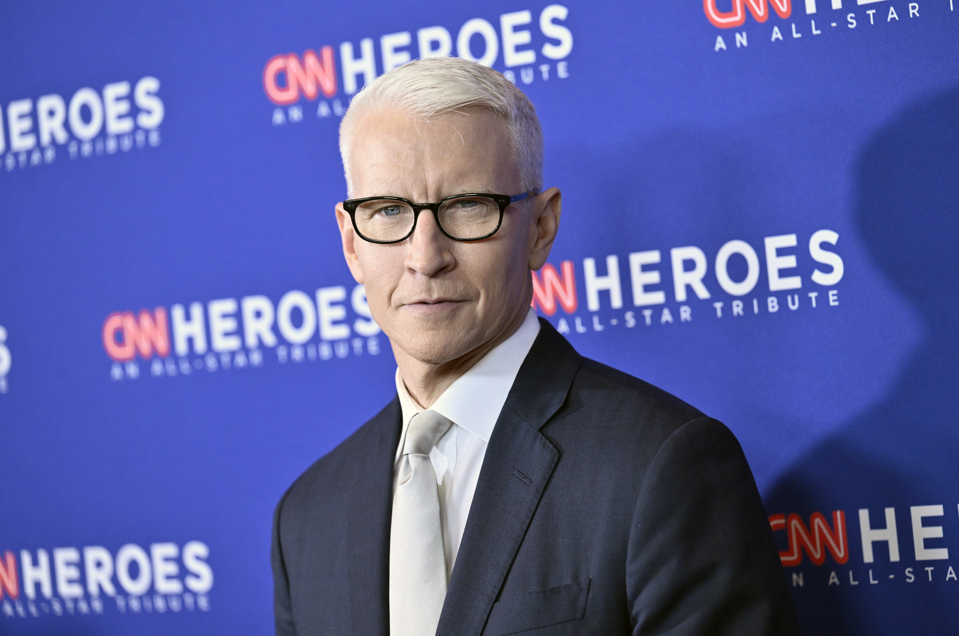 Anderson Cooper slutter i «60 Minutes»