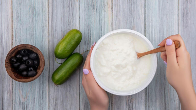 Curd at night vs morning: Expert shares the best time to eat it