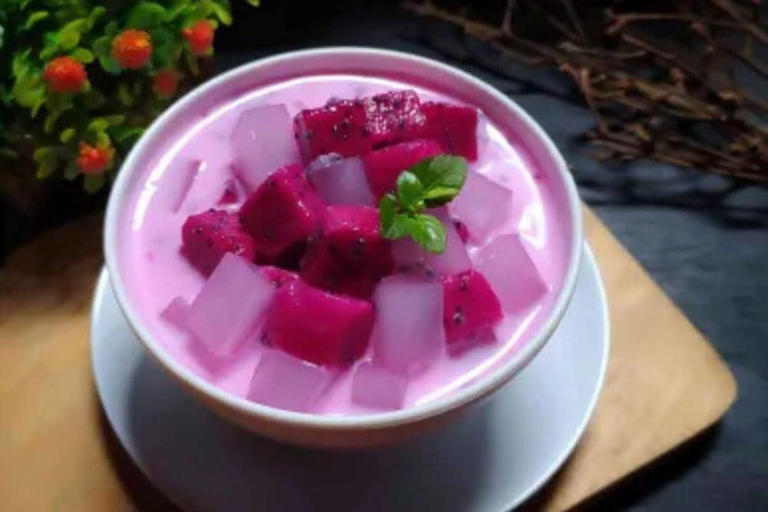 Laris manis! Ini 7 resep es buah yang cocok untuk jualan saat bulan puasa