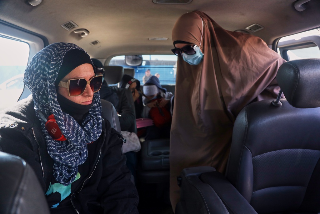 Australia won't repatriate 34 women and children linked to IS from Syria