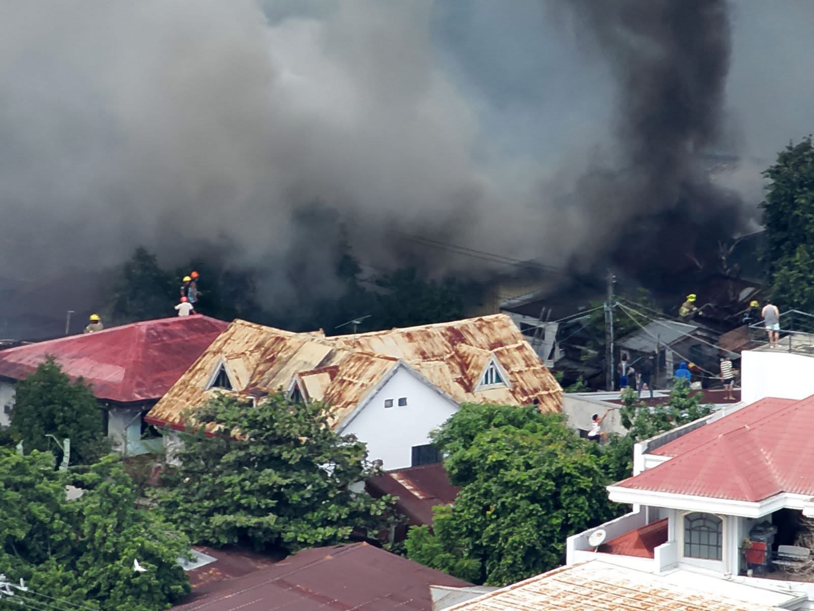 Fire razes 52 houses in Iloilo City
