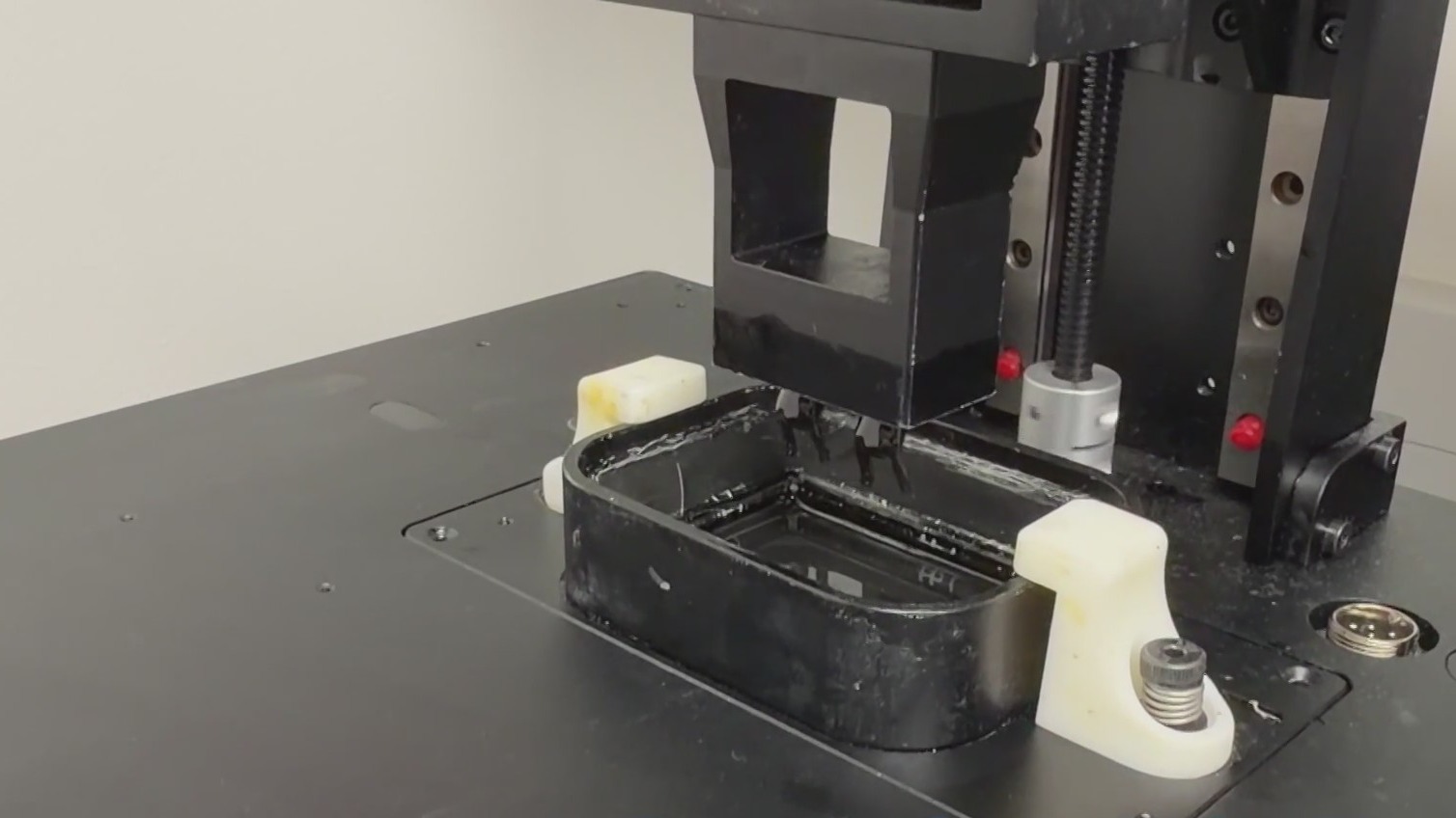 UT Austin breakthrough uses light to 3D‑print lifelike human anatomy