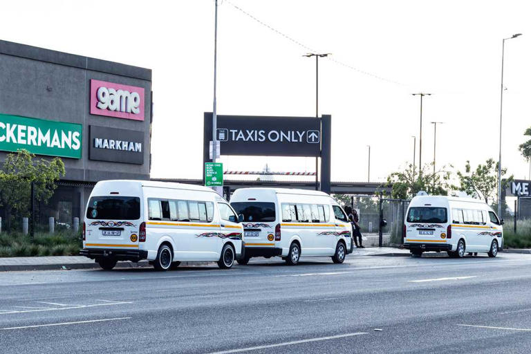 I ran chaos between rival taxi operators — losing my kids forced me to ...