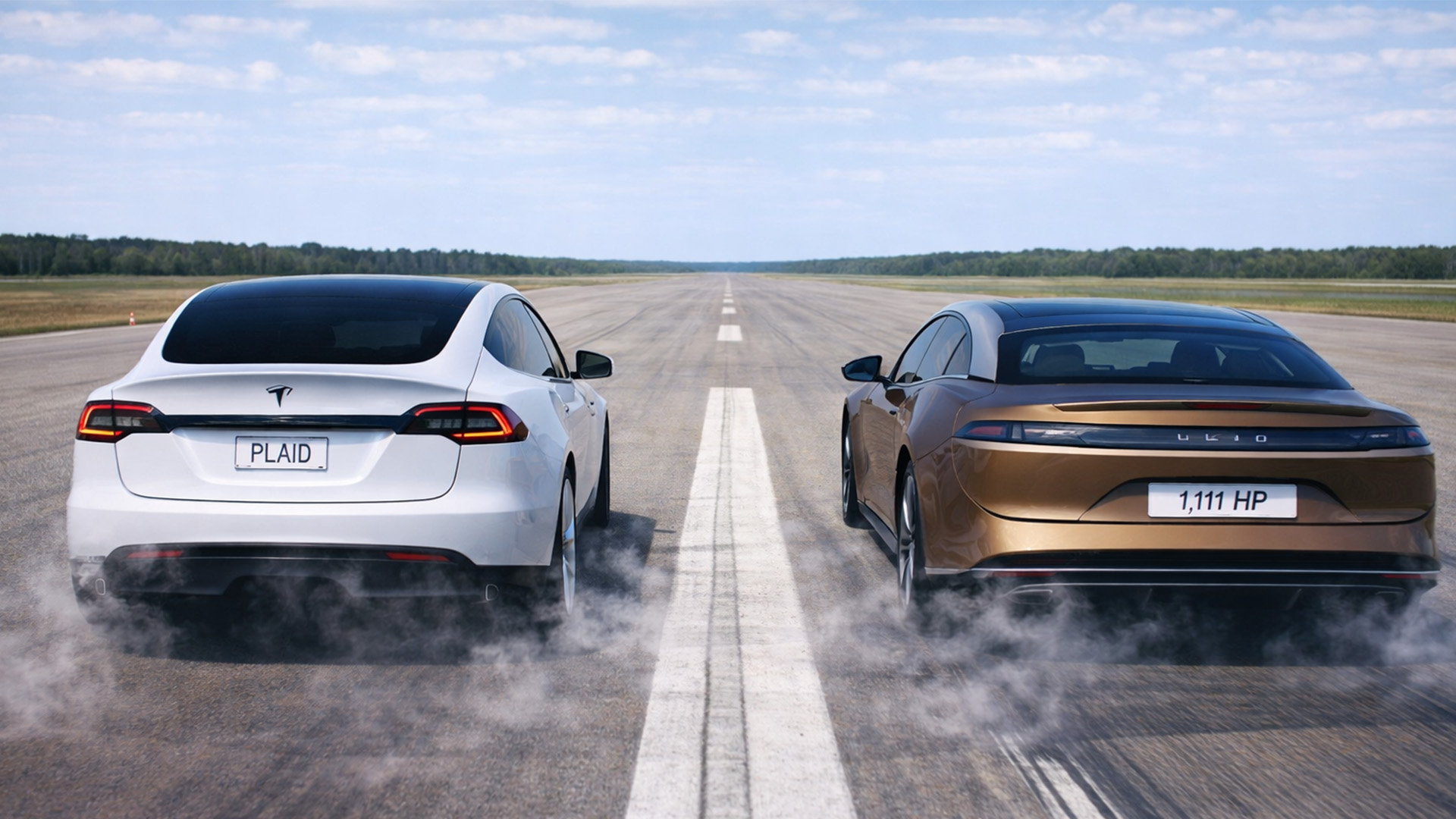 Tesla Model S Plaid vs 1,111 HP Tesla Lucid Air drag race