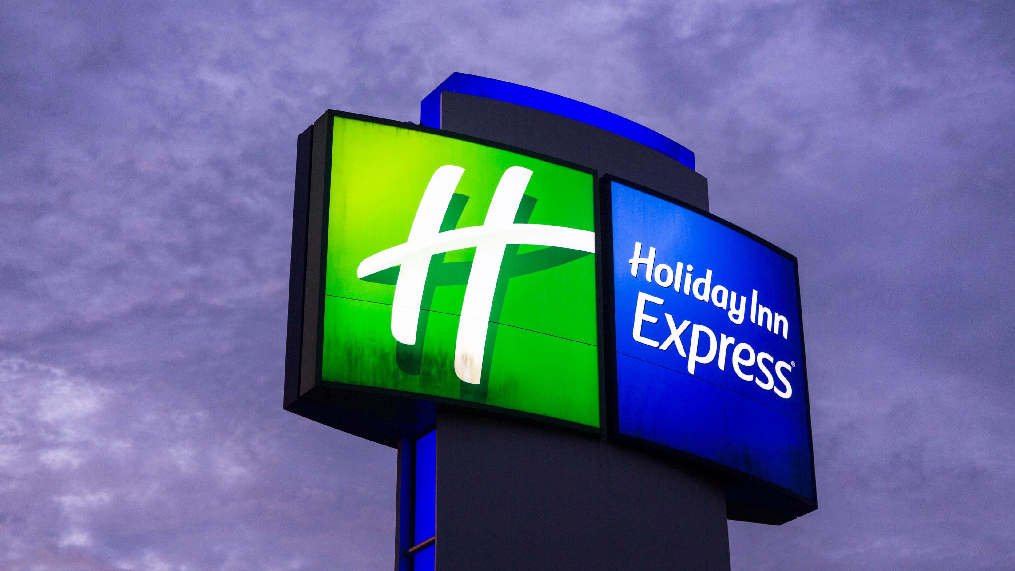 Holiday Inn owner opens 443 hotels as sales grow despite 'turbulent ...